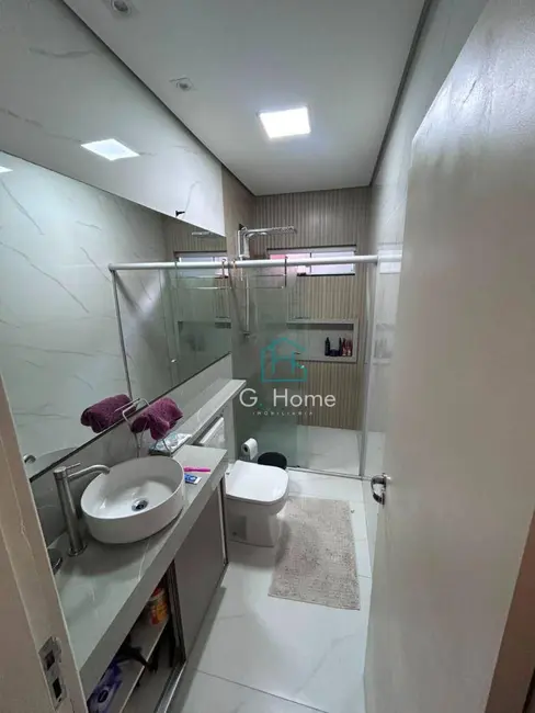 Casa com 3 quartos à venda, 280m2 em Conjunto Santa Rita 6, Londrina - PR - imagem 9 Foto 9 de Casa com 3 quartos à venda, 280m2 em Conjunto Santa Rita 6, Londrina - PR