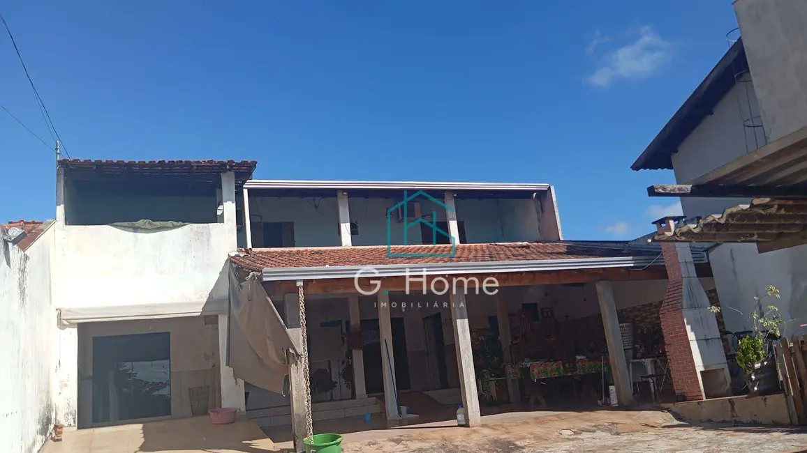 Foto 1 de Sobrado com 3 quartos à venda, 300m2 em Maria Lúcia, Londrina - PR
