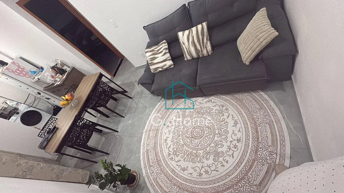 Foto 2 de Apartamento com 2 quartos à venda, 42m2 em Londrina - PR