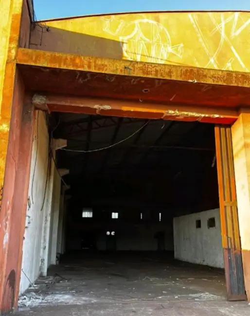 Foto 9 de Armazém / Galpão para alugar, 1050m2 em Ouro Branco, Londrina - PR