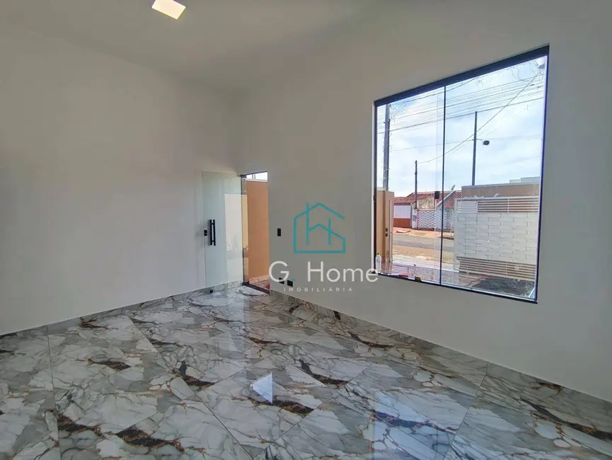 Foto 2 de Casa com 3 quartos à venda, 127m2 em Colinas, Londrina - PR