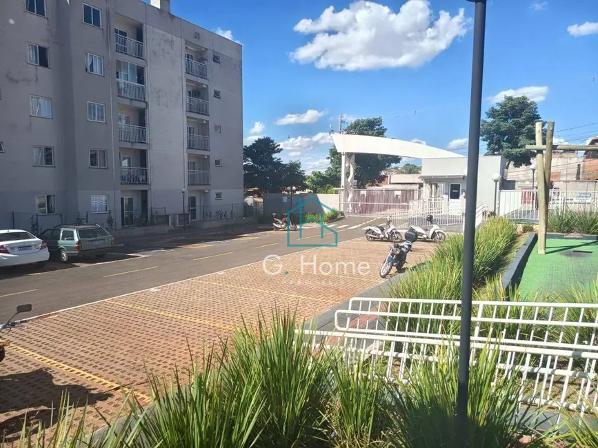Apartamento com 2 quartos à venda, 76m2 em Conjunto Habitacional Antônio Euthymio Casaroto, Cambe - PR - imagem 2 Foto 2 de Apartamento com 2 quartos à venda, 76m2 em Conjunto Habitacional Antônio Euthymio Casaroto, Cambe - PR