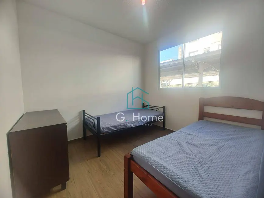 Apartamento com 2 quartos à venda, 45m2 em Londrina - PR - imagem 9 Foto 9 de Apartamento com 2 quartos à venda, 45m2 em Londrina - PR