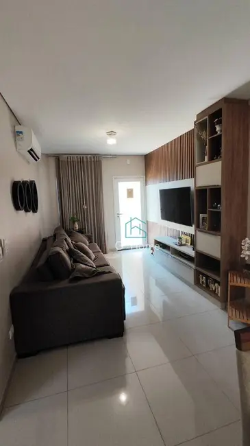 Foto 6 de Casa com 4 quartos à venda, 157m2 em Garden Park Residence, Londrina - PR