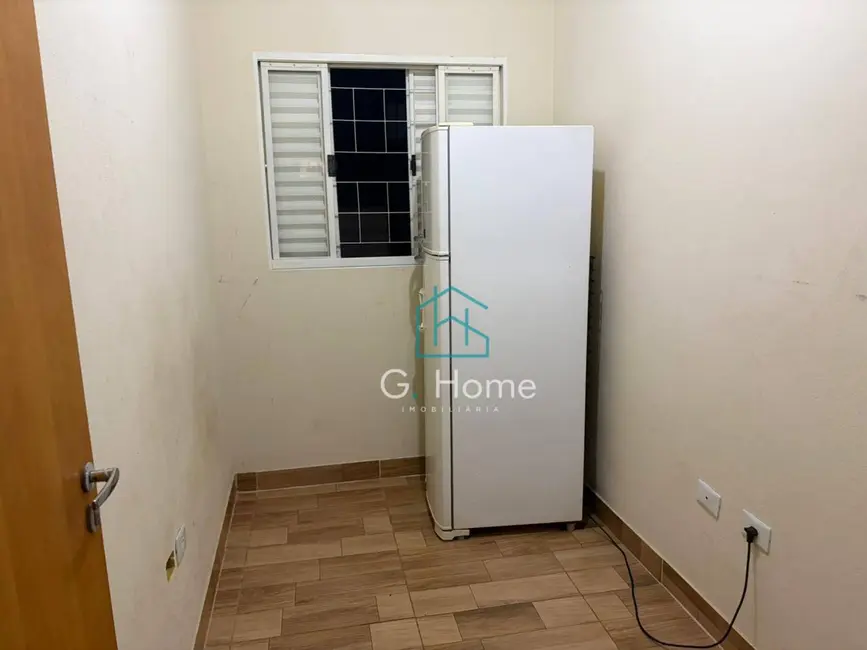 Apartamento com 2 quartos para alugar, 40m2 em San Fernando, Londrina - PR - imagem 3 Foto 3 de Apartamento com 2 quartos para alugar, 40m2 em San Fernando, Londrina - PR