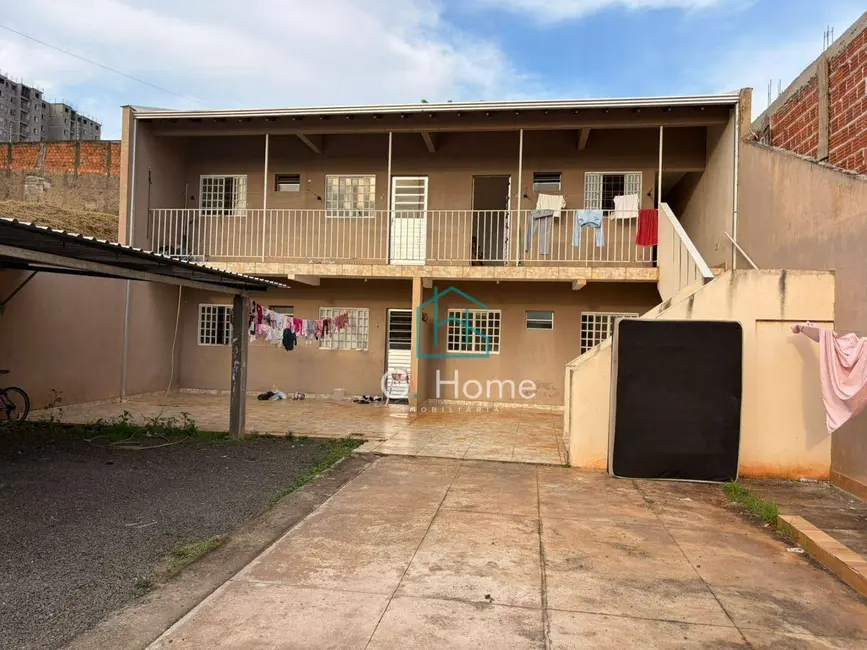 Apartamento com 2 quartos para alugar, 40m2 em San Fernando, Londrina - PR - imagem 1 Foto 1 de Apartamento com 2 quartos para alugar, 40m2 em San Fernando, Londrina - PR