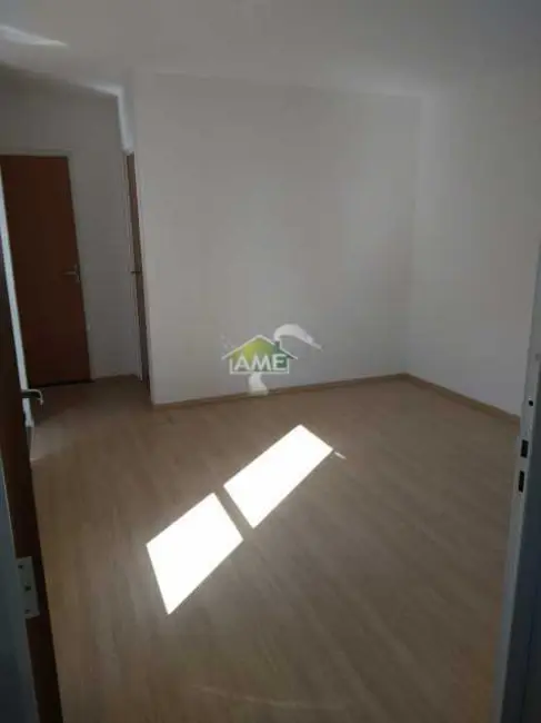 Apartamento com 2 quartos à venda e para alugar, 56m2 em Santa Cruz, Rio De Janeiro - RJ - imagem 3 Foto 3 de Apartamento com 2 quartos à venda e para alugar, 56m2 em Santa Cruz, Rio De Janeiro - RJ