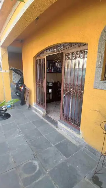 Foto 2 de Casa com 4 quartos à venda, 130m2 em Campo Grande, Rio De Janeiro - RJ