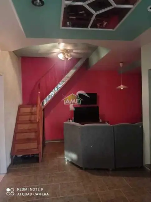 Foto 2 de Casa com 4 quartos à venda, 67m2 em Senador Vasconcelos, Rio De Janeiro - RJ