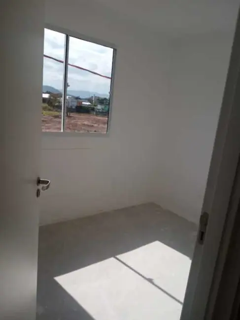 Apartamento com 2 quartos para alugar, 44m2 em Guaratiba, Rio De Janeiro - RJ - imagem 8 Foto 8 de Apartamento com 2 quartos para alugar, 44m2 em Guaratiba, Rio De Janeiro - RJ