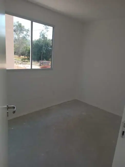 Apartamento com 2 quartos para alugar, 44m2 em Guaratiba, Rio De Janeiro - RJ - imagem 7 Foto 7 de Apartamento com 2 quartos para alugar, 44m2 em Guaratiba, Rio De Janeiro - RJ