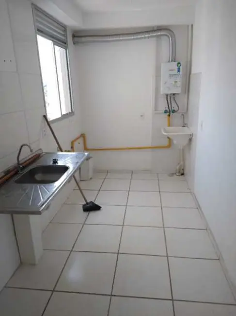 Foto 1 de Apartamento com 2 quartos para alugar, 44m2 em Santíssimo, Rio De Janeiro - RJ