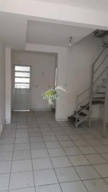 Foto 3 de Casa de Condomínio com 2 quartos à venda e para alugar, 56m2 em Campo Grande, Rio De Janeiro - RJ