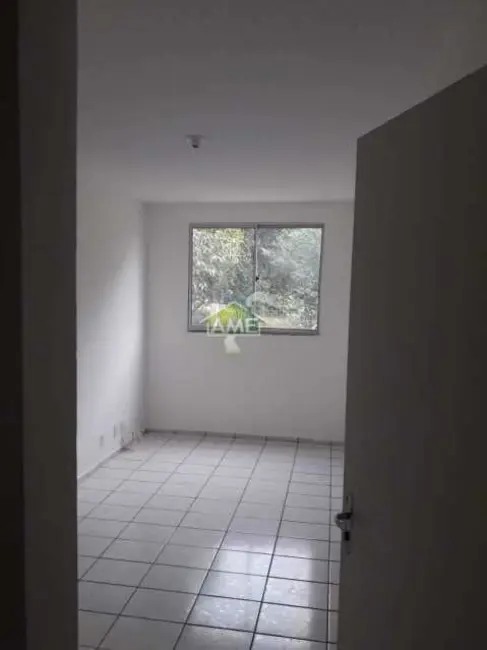 Apartamento com 2 quartos à venda e para alugar, 40m2 em Santa Cruz, Rio De Janeiro - RJ - imagem 4 Foto 4 de Apartamento com 2 quartos à venda e para alugar, 40m2 em Santa Cruz, Rio De Janeiro - RJ