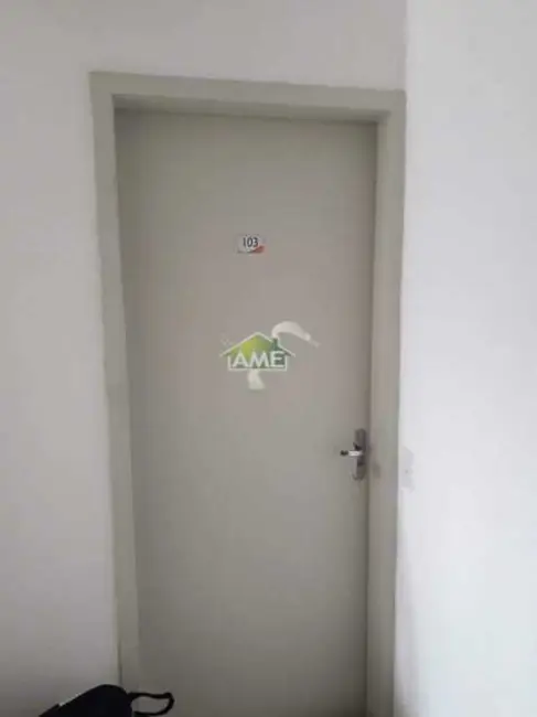 Apartamento com 2 quartos à venda e para alugar, 40m2 em Santa Cruz, Rio De Janeiro - RJ - imagem 7 Foto 7 de Apartamento com 2 quartos à venda e para alugar, 40m2 em Santa Cruz, Rio De Janeiro - RJ