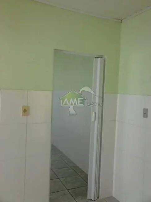 Casa com 1 quarto para alugar, 70m2 em Santíssimo, Rio De Janeiro - RJ - imagem 8 Foto 8 de Casa com 1 quarto para alugar, 70m2 em Santíssimo, Rio De Janeiro - RJ