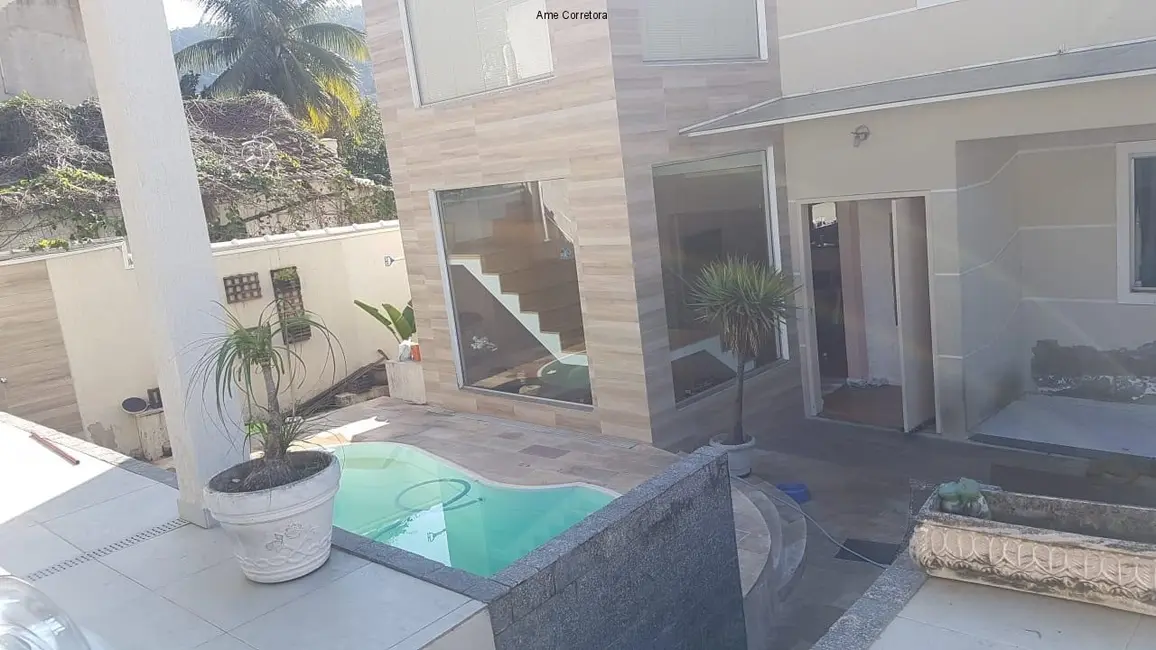 Foto 2 de Casa com 3 quartos à venda em Campo Grande, Rio De Janeiro - RJ