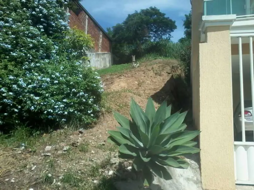 Foto 1 de Terreno / Lote à venda, 243m2 em Campo Grande, Rio De Janeiro - RJ