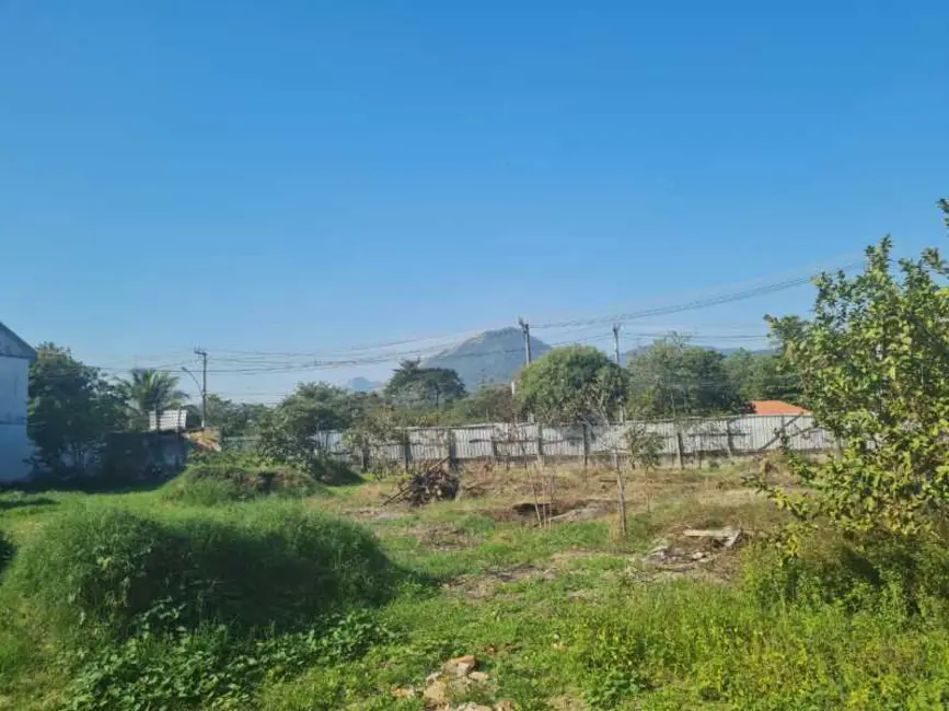 Terreno / Lote à venda, 2060m2 em Guaratiba, Rio De Janeiro - RJ - imagem 3 Foto 3 de Terreno / Lote à venda, 2060m2 em Guaratiba, Rio De Janeiro - RJ