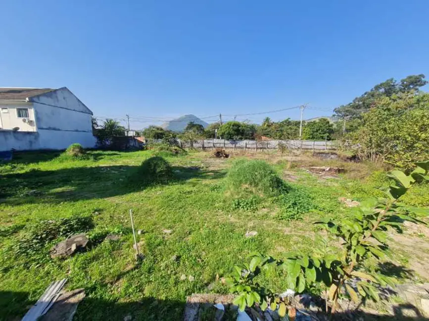 Foto 1 de Terreno / Lote à venda, 2060m2 em Guaratiba, Rio De Janeiro - RJ