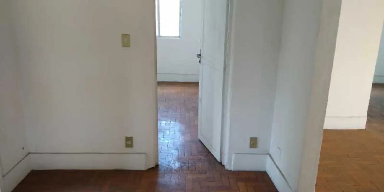 Apartamento com 4 quartos à venda, 131m2 em Marechal Hermes, Rio De Janeiro - RJ - imagem 9 Foto 9 de Apartamento com 4 quartos à venda, 131m2 em Marechal Hermes, Rio De Janeiro - RJ