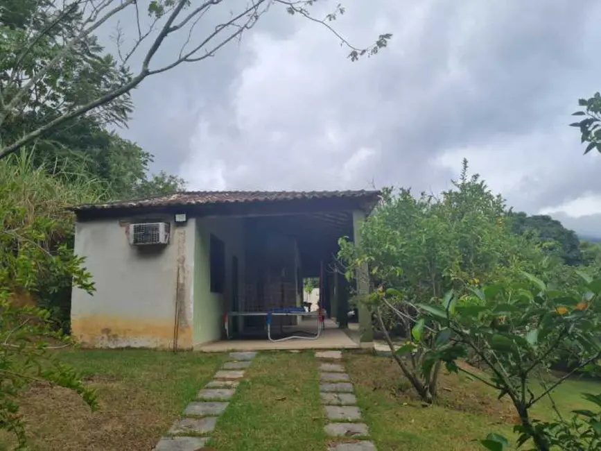 Foto 1 de Sítio / Rancho com 2 quartos à venda em Campo Grande, Rio De Janeiro - RJ
