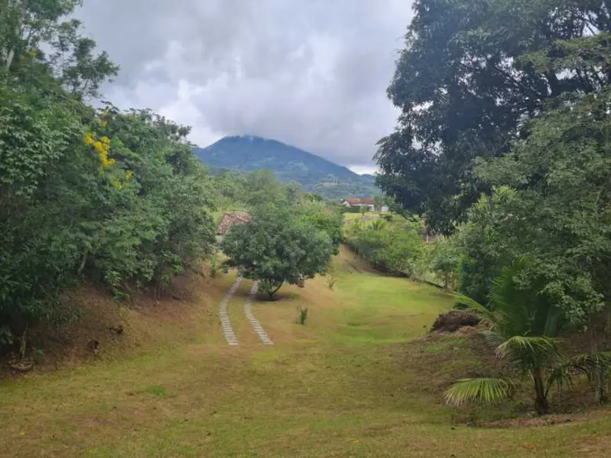 Sítio / Rancho com 2 quartos à venda em Campo Grande, Rio De Janeiro - RJ - imagem 4 Foto 4 de Sítio / Rancho com 2 quartos à venda em Campo Grande, Rio De Janeiro - RJ
