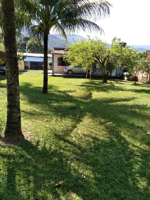 Sítio / Rancho com 3 quartos à venda em Mazomba, Itaguai - RJ - imagem 8 Foto 8 de Sítio / Rancho com 3 quartos à venda em Mazomba, Itaguai - RJ