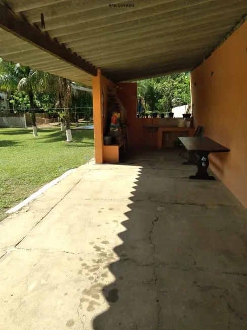 Sítio / Rancho com 3 quartos à venda em Mazomba, Itaguai - RJ - imagem 3 Foto 3 de Sítio / Rancho com 3 quartos à venda em Mazomba, Itaguai - RJ