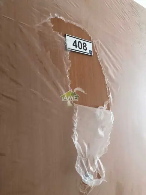 Foto 2 de Apartamento com 2 quartos para alugar, 44m2 em Campo Grande, Rio De Janeiro - RJ