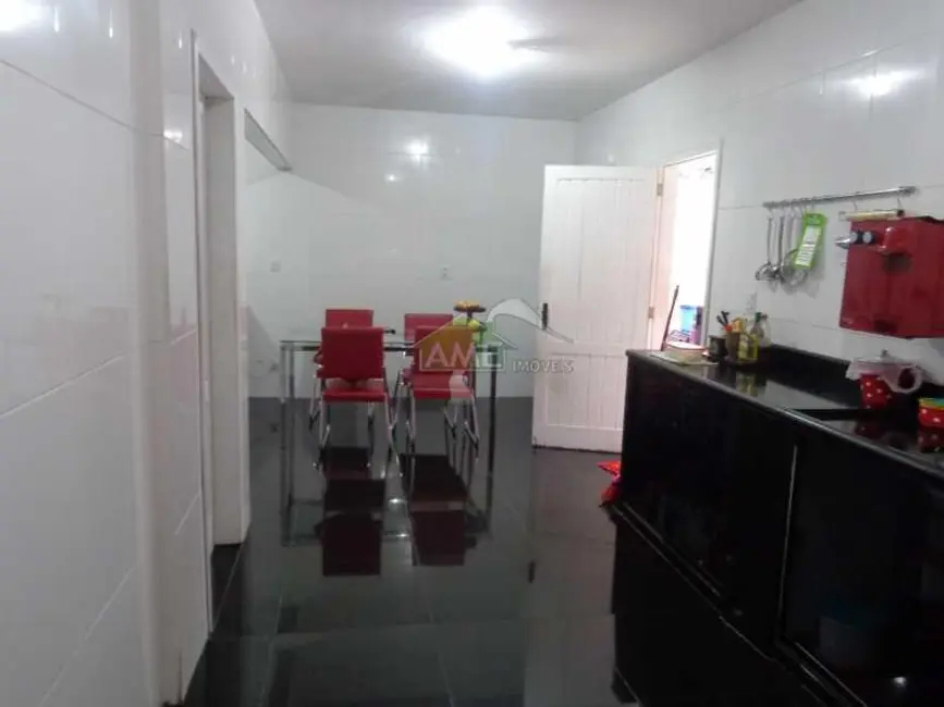 Casa com 4 quartos à venda, 220m2 em Campo Grande, Rio De Janeiro - RJ - imagem 4 Foto 4 de Casa com 4 quartos à venda, 220m2 em Campo Grande, Rio De Janeiro - RJ