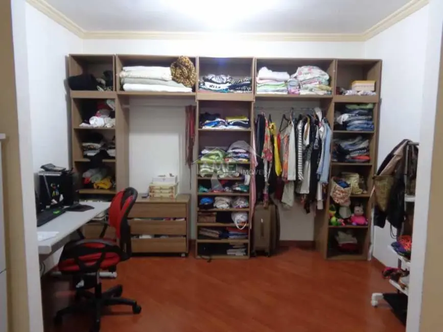 Casa com 4 quartos à venda, 220m2 em Campo Grande, Rio De Janeiro - RJ - imagem 9 Foto 9 de Casa com 4 quartos à venda, 220m2 em Campo Grande, Rio De Janeiro - RJ