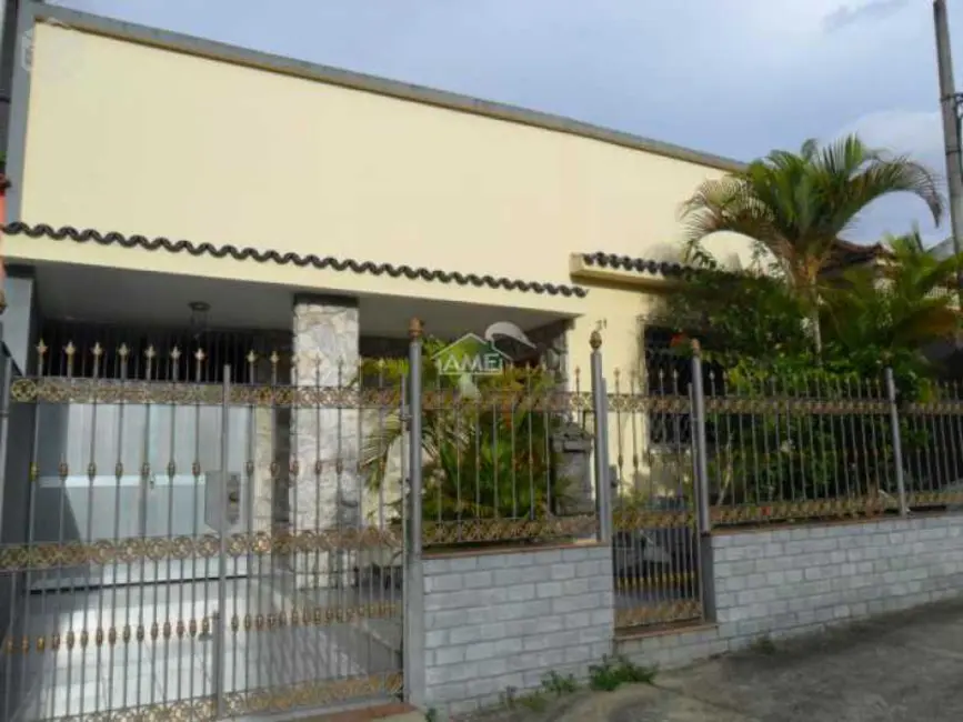 Foto 1 de Casa com 4 quartos à venda, 120m2 em Campo Grande, Rio De Janeiro - RJ