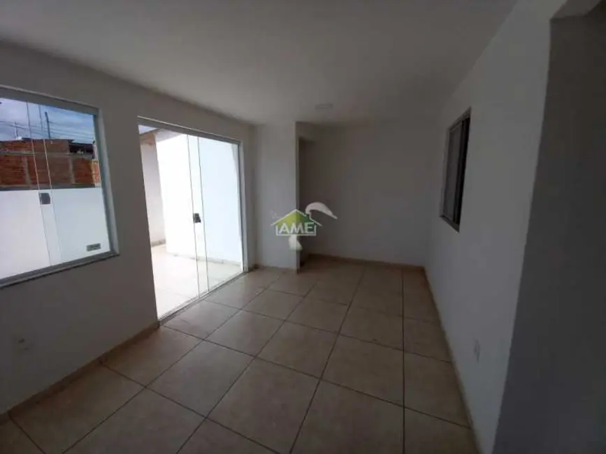 Casa com 2 quartos para alugar, 110m2 em Paciência, Rio De Janeiro - RJ - imagem 8 Foto 8 de Casa com 2 quartos para alugar, 110m2 em Paciência, Rio De Janeiro - RJ