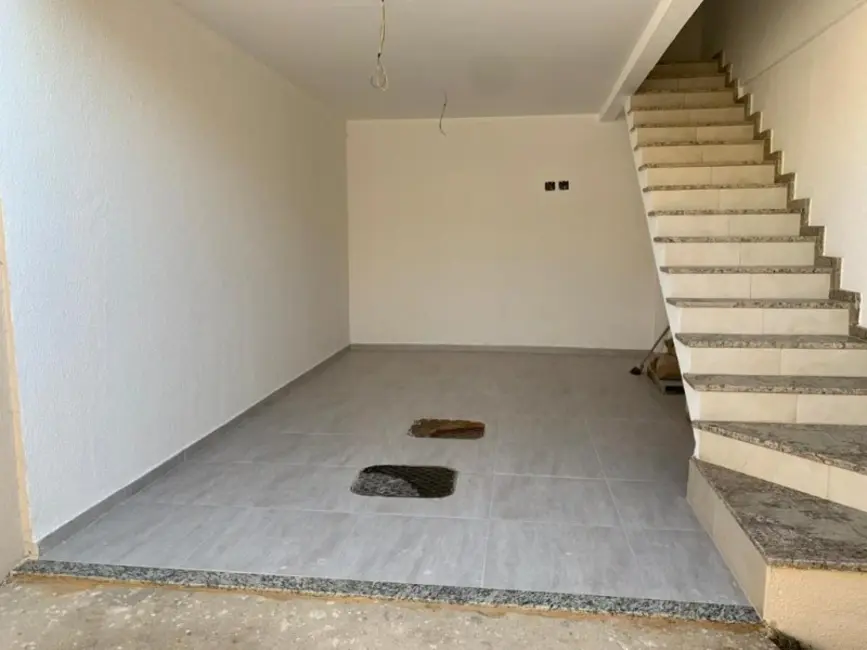 Foto 2 de Casa com 2 quartos à venda, 90m2 em Campo Grande, Rio De Janeiro - RJ