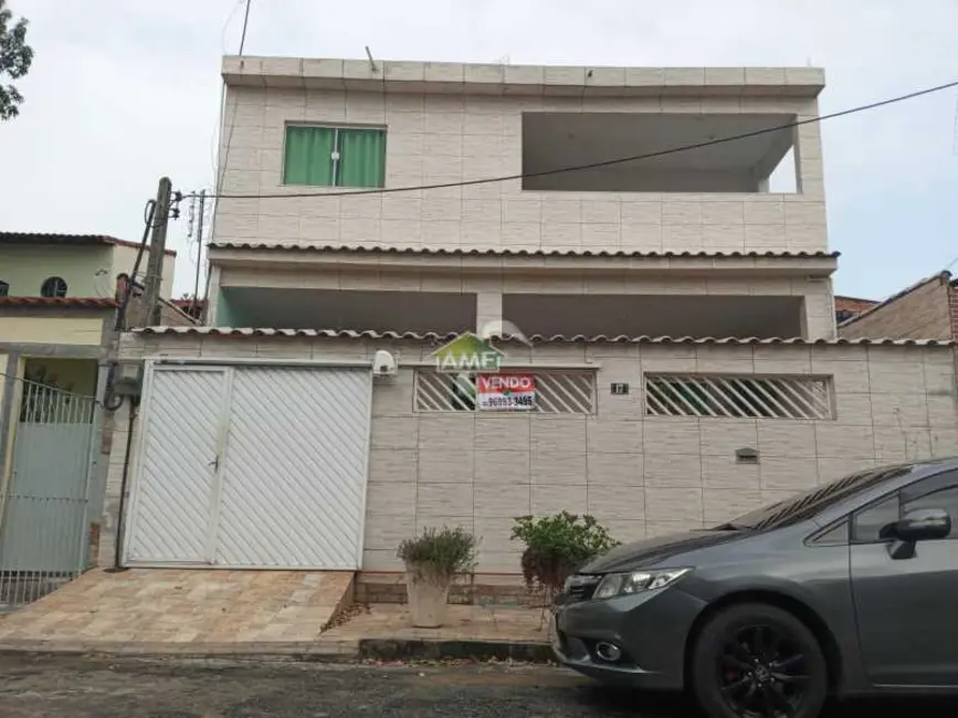 Foto 1 de Casa com 4 quartos à venda, 185m2 em Campo Grande, Rio De Janeiro - RJ
