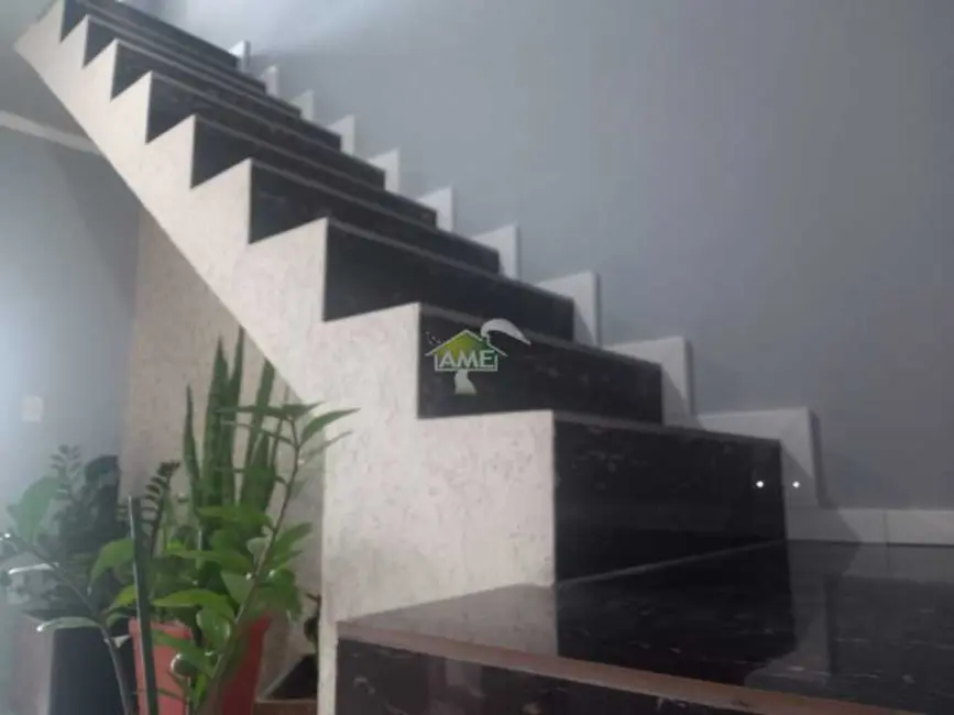 Casa com 2 quartos à venda, 140m2 em Santíssimo, Rio De Janeiro - RJ - imagem 9 Foto 9 de Casa com 2 quartos à venda, 140m2 em Santíssimo, Rio De Janeiro - RJ