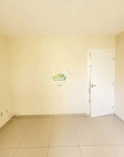 Apartamento com 2 quartos para alugar, 42m2 em Guaratiba, Rio De Janeiro - RJ - imagem 3 Foto 3 de Apartamento com 2 quartos para alugar, 42m2 em Guaratiba, Rio De Janeiro - RJ