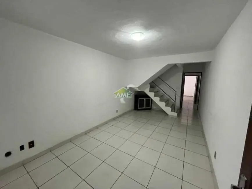Foto 4 de Casa com 2 quartos para alugar, 100m2 em Campo Grande, Rio De Janeiro - RJ