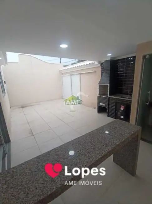 Foto 2 de Casa de Condomínio com 2 quartos à venda, 100m2 em Campo Grande, Rio De Janeiro - RJ