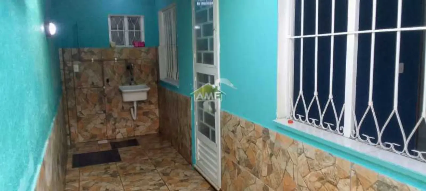 Casa com 1 quarto para alugar, 42m2 em Campo Grande, Rio De Janeiro - RJ - imagem 2 Foto 2 de Casa com 1 quarto para alugar, 42m2 em Campo Grande, Rio De Janeiro - RJ