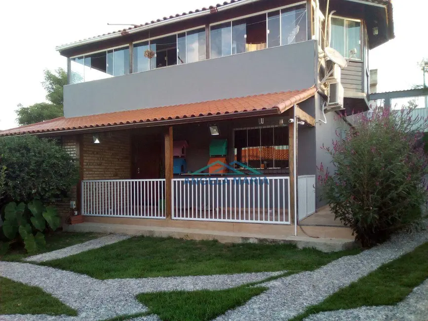 Foto 3 de Casa com 4 quartos à venda, 420m2 em Rio Das Ostras - RJ