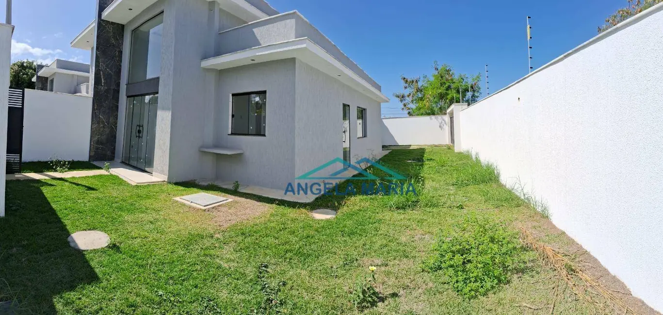 Casa com 3 quartos à venda em Rio Das Ostras - RJ - imagem 5 Foto 5 de Casa com 3 quartos à venda em Rio Das Ostras - RJ