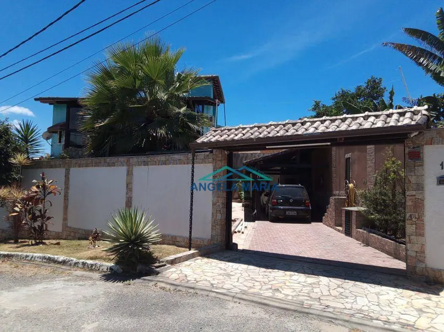 Casa de Condomínio com 4 quartos à venda, 140m2 em Maria Turri, Rio Das Ostras - RJ - imagem 3 Foto 3 de Casa de Condomínio com 4 quartos à venda, 140m2 em Maria Turri, Rio Das Ostras - RJ