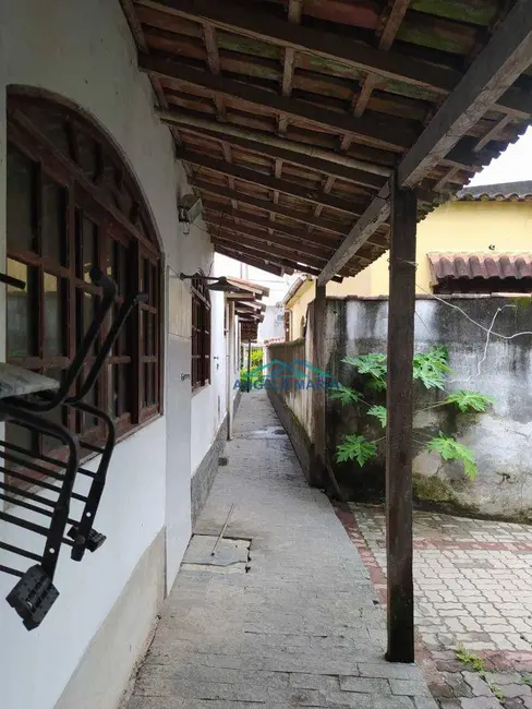 Foto 3 de Chácara com 7 quartos à venda, 1400m2 em Nova Aliança, Rio Das Ostras - RJ