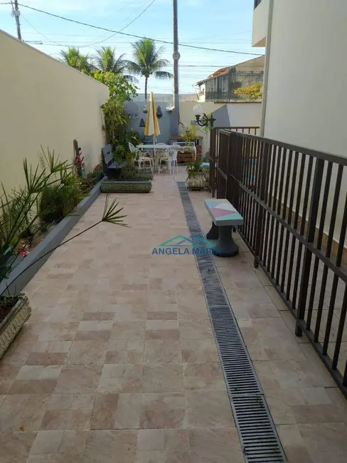 Foto 3 de Casa com 3 quartos à venda, 550m2 em Jardim Mariléa, Rio Das Ostras - RJ