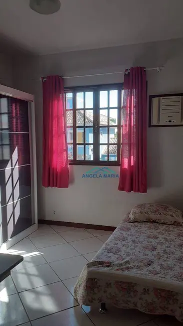 Casa com 2 quartos à venda em Ouro Verde, Rio Das Ostras - RJ - imagem 2 Foto 2 de Casa com 2 quartos à venda em Ouro Verde, Rio Das Ostras - RJ