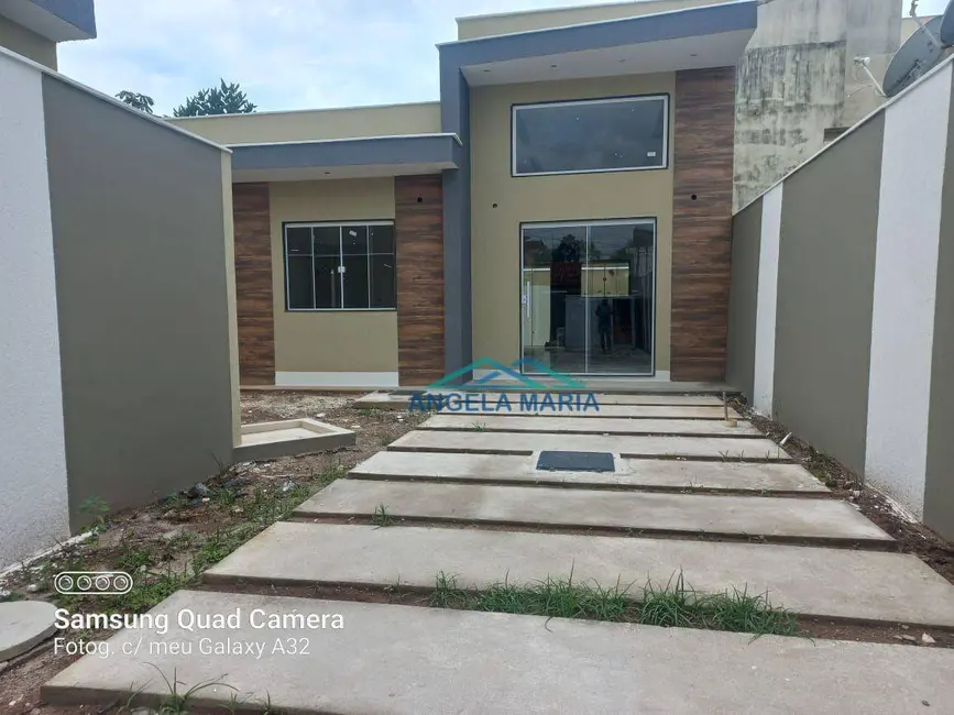 Foto 2 de Casa com 3 quartos à venda em Cidade Praiana, Rio Das Ostras - RJ