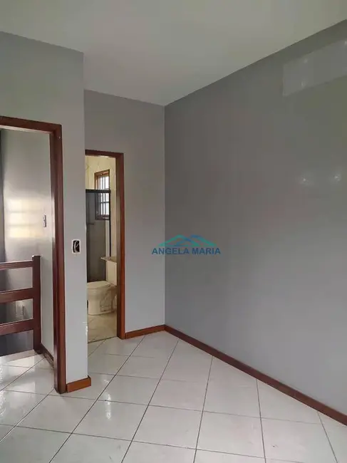 Foto 5 de Casa com 3 quartos à venda em Extensão do Bosque, Rio Das Ostras - RJ