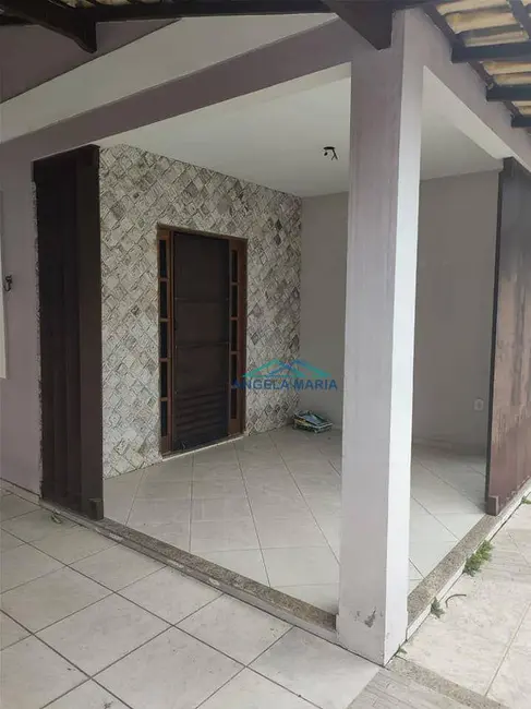 Foto 2 de Casa com 3 quartos à venda em Extensão do Bosque, Rio Das Ostras - RJ